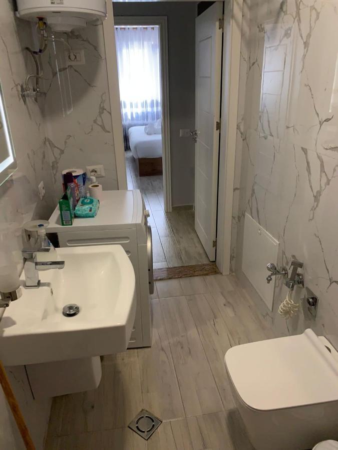 Lovely Apartment Τίρανα Εξωτερικό φωτογραφία